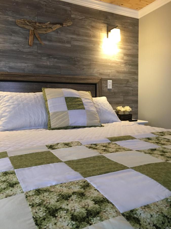 Raleigh Rooms & Taylor'S Crafts Екстериор снимка