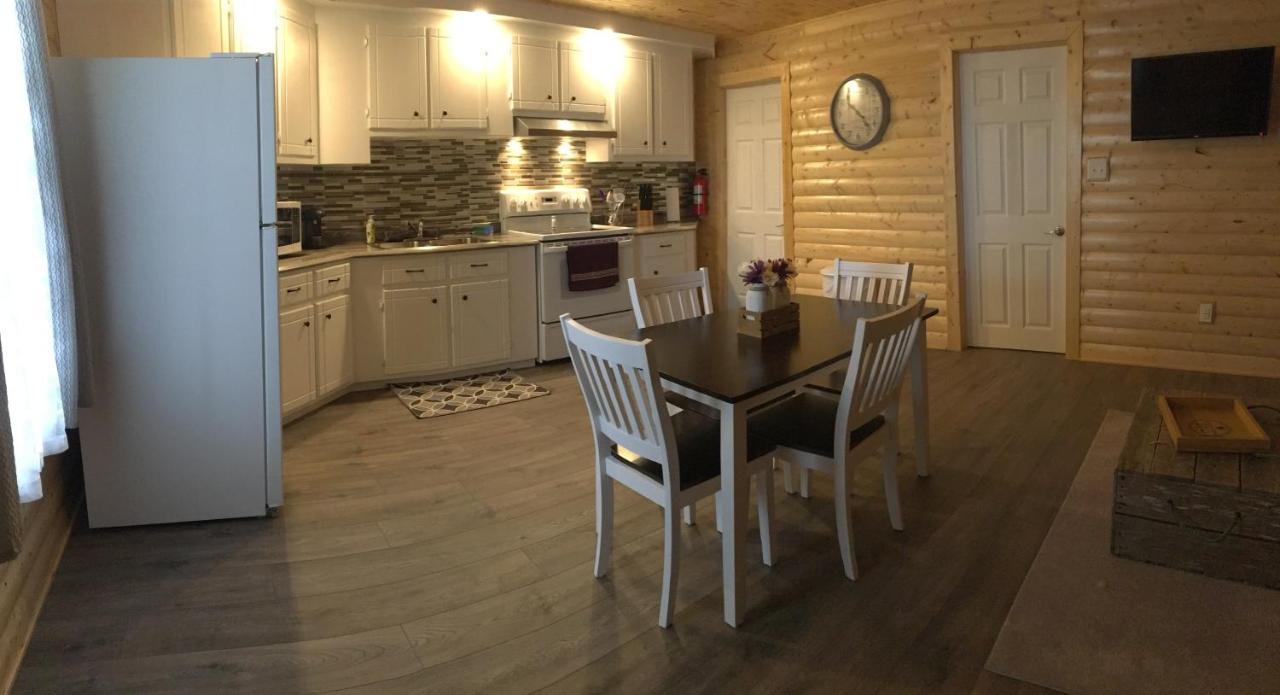 Raleigh Rooms & Taylor'S Crafts Екстериор снимка