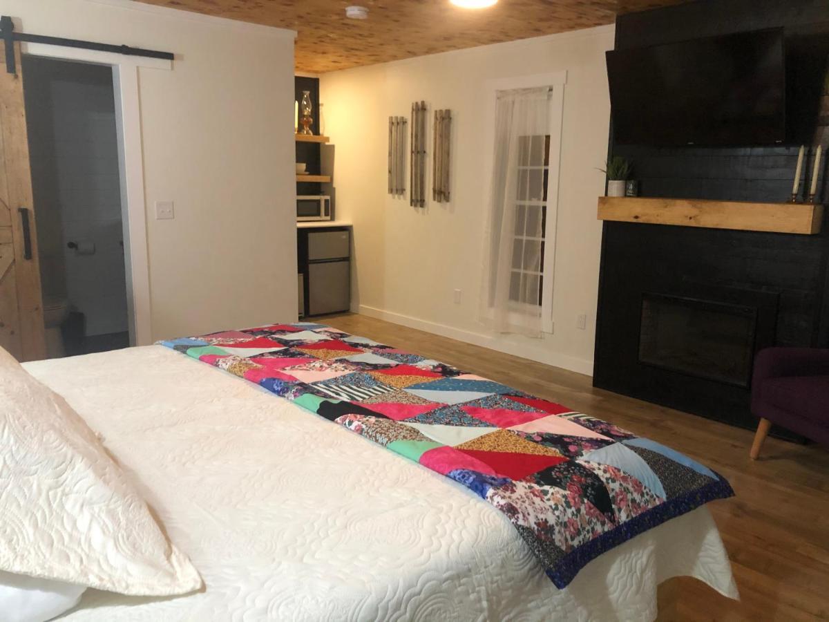 Raleigh Rooms & Taylor'S Crafts Екстериор снимка