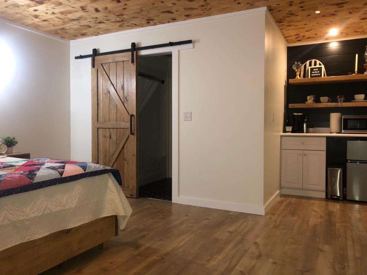 Raleigh Rooms & Taylor'S Crafts Екстериор снимка